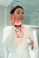 Priori UNVEILED LED Hals & Dekolleté Maske